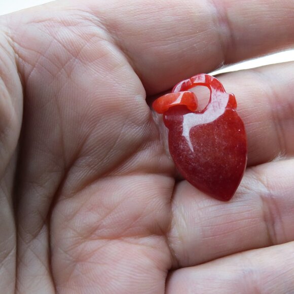 Red Jade Heart Lock Hand Carved Pendent - Picture 3 of 4